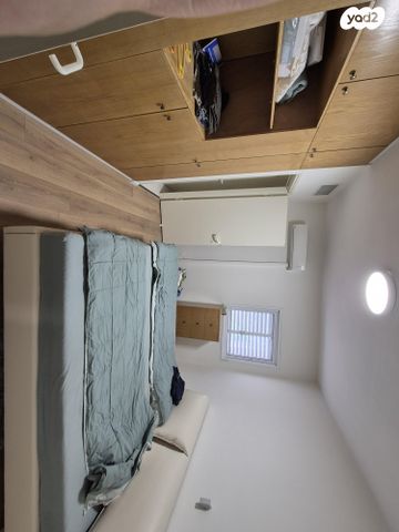 דירה, הל"ה 8, קרית ויצמן, רעננה