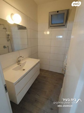 דו משפחתי, משה סנה, קרית שאול, תל אביב יפו