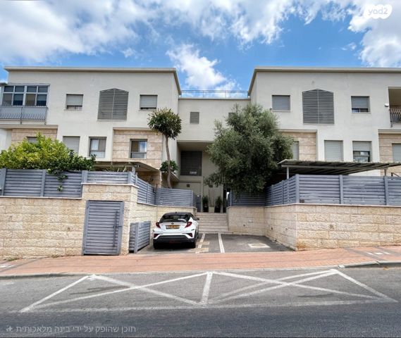 דו משפחתי, הארי השואג 15, גבעת הרקפות, גבעת תל חי, קרית אתא