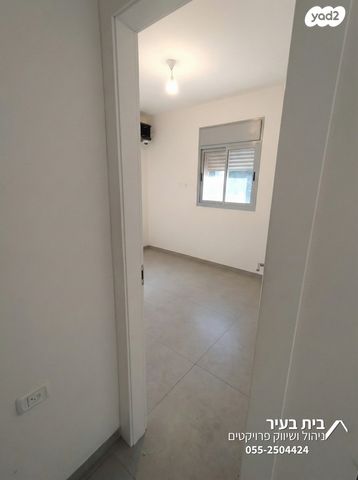 דו משפחתי, משה סנה, קרית שאול, תל אביב יפו