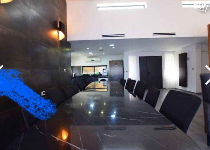 דו משפחתי, מגדל