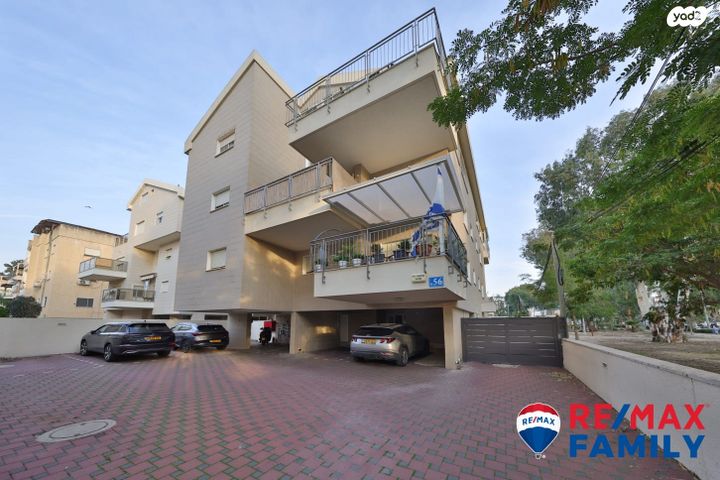 גג/ פנטהאוז, אלכסנדר זייד 56, קרית חיים מזרחית, חיפה