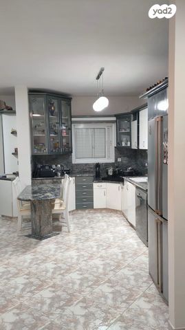 יהושע שטמפפר 