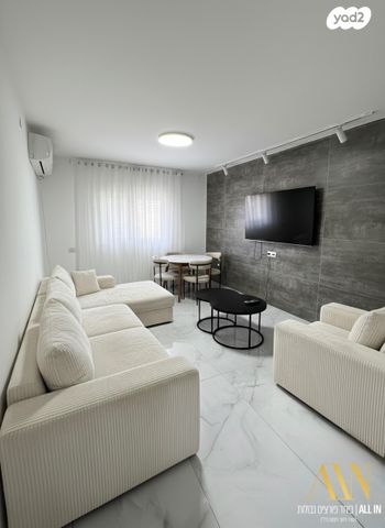 שדרות הרצל 295