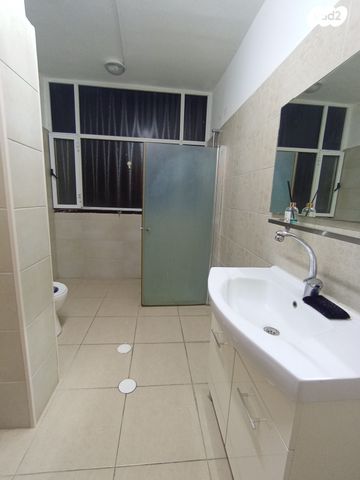 גג/ פנטהאוז, שדרות ירושלים, ברנע, אשקלון