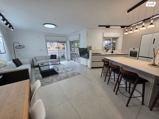 דירת גן, עמק האלה, הנביאים, מודיעין מכבים רעות