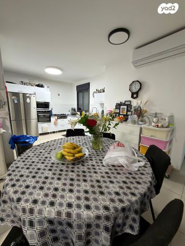 דירה, התדהר, יערת העמק, מגדל העמק