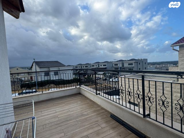 בית פרטי/ קוטג', עץ השדה, אדמית / יערית, שלומי