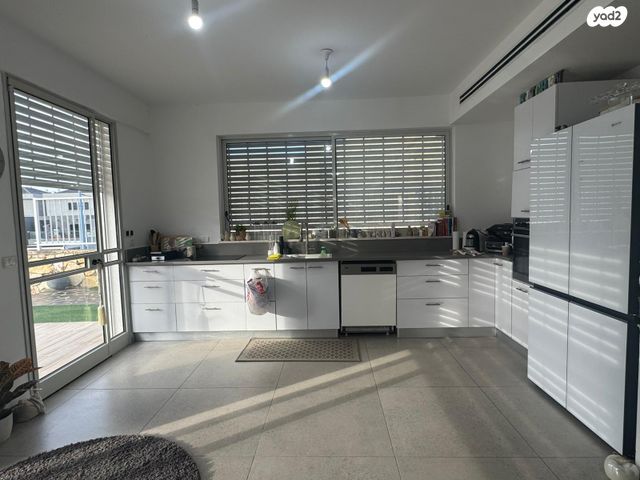 בית פרטי/ קוטג', עץ השדה, אדמית / יערית, שלומי