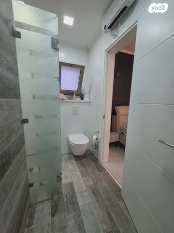 דו משפחתי, נשר, גבעת מכוש, כרמיאל