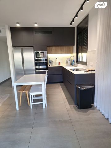 דירה, פנחס רוטנברג, אזור הבילויים, רמת גן