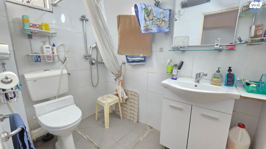 דירה, אשכולות, כרמיאל