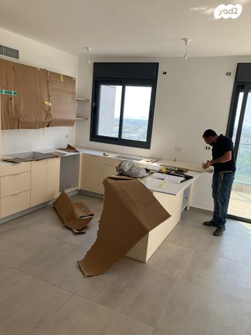 דירה, אור ים, אור עקיבא