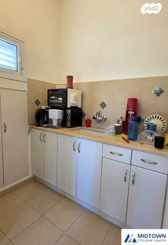 דו משפחתי, אחד העם 1, כפר סבא