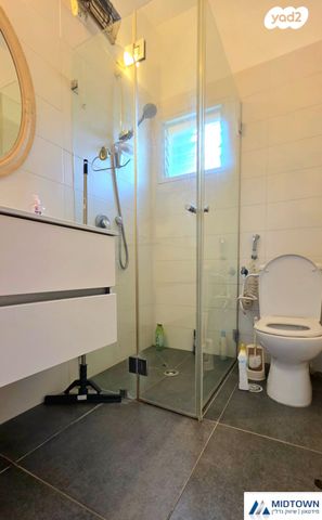 מגרשים, המעפילים 19, מעוז, כפר סבא