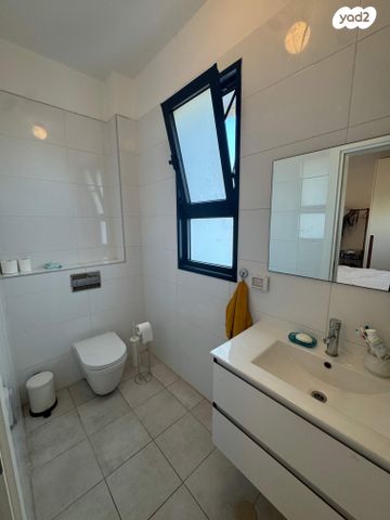 דירה, מנחם ארבר, נווה עופר, תל כביר, תל אביב יפו