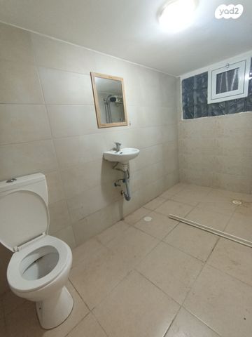 גג/ פנטהאוז, שדרות ירושלים, ברנע, אשקלון