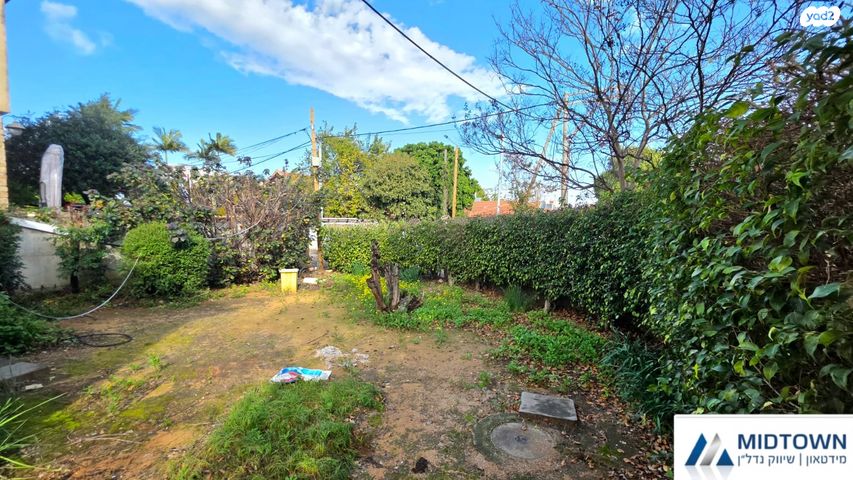 דו משפחתי, אחד העם 1, כפר סבא