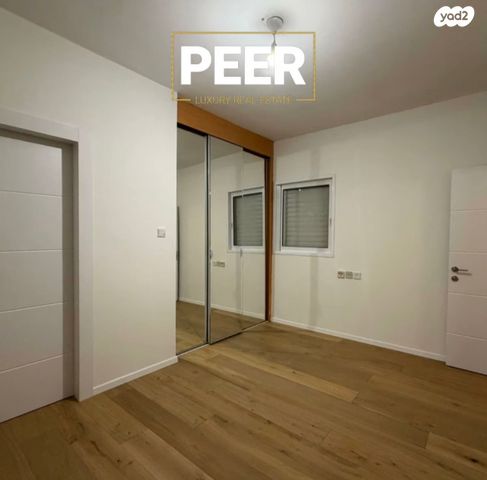 דירה, ישראל גלילי, כוכב הצפון, תל אביב יפו