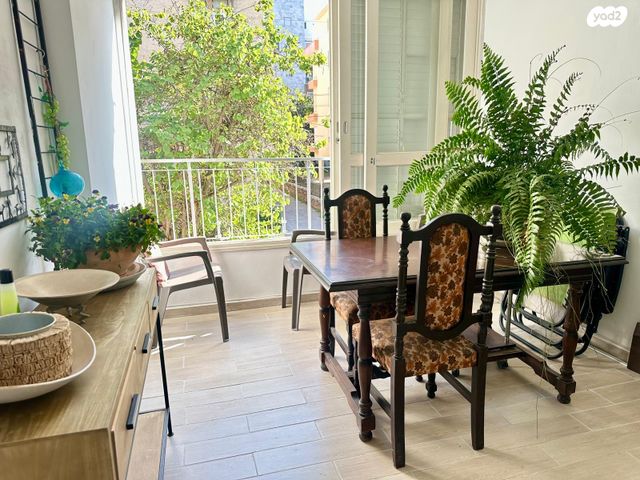 דירה, פועלים ד, כפר סבא