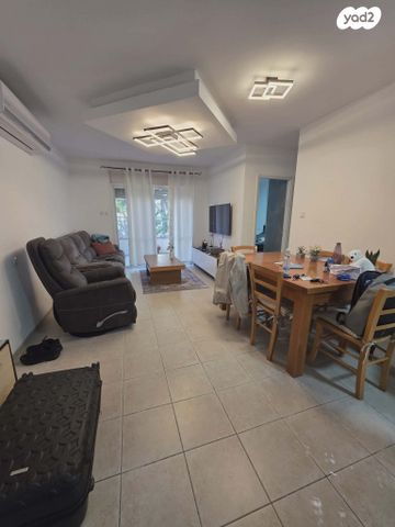 דירה, חטיבת עציוני, רמת רבין מערב, כרמיאל