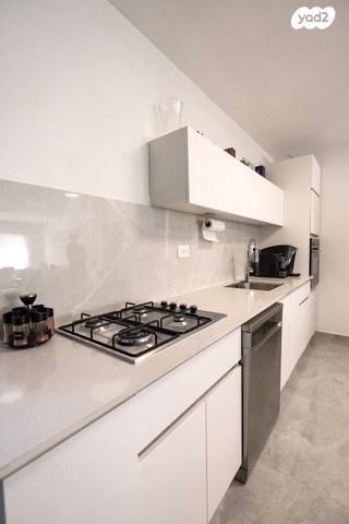 דירה, יהושפט המלך, רובע י"ג, אשדוד