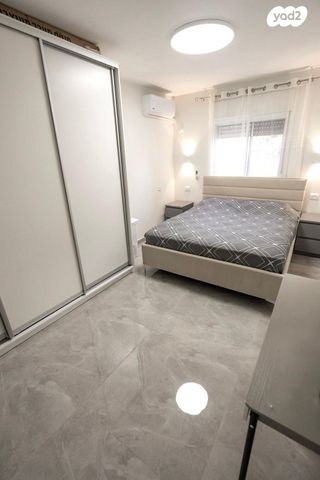 דירה, יהושפט המלך, רובע י"ג, אשדוד