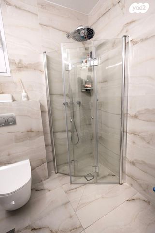 דירה, יהושפט המלך, רובע י"ג, אשדוד