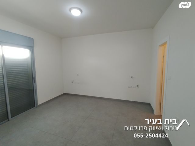 דו משפחתי, משה סנה, קרית שאול, תל אביב יפו