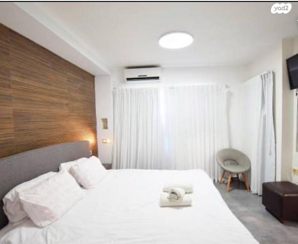 דו משפחתי, מגדל