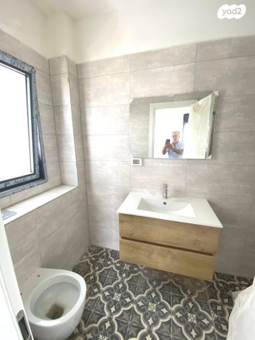 דירה, הרב הרצוג 8, צפון מערב מרכז העיר, נתניה