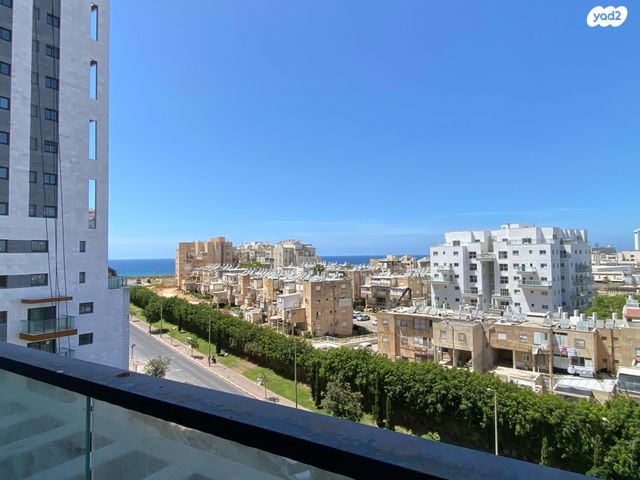 דירה, הרב הרצוג 8, צפון מערב מרכז העיר, נתניה