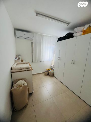 דירה, העצמאות 38, מרכז העיר, סביניה, הוותיקה, קרית ביאליק