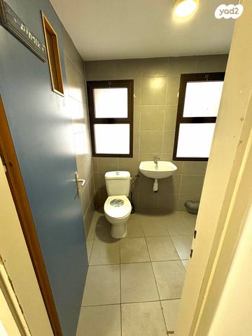 דירה, הנאמנים 12, שער פלמר, תחנת רכבת השמונה, חיפה