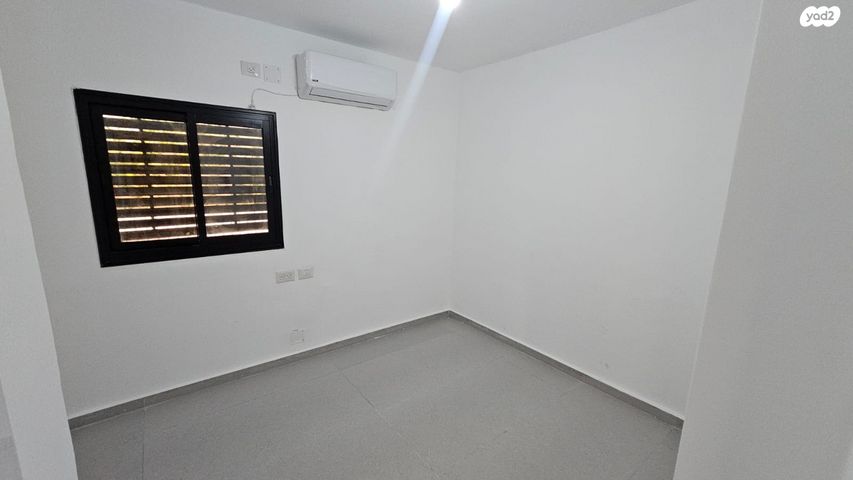 דירת גן, רבי עקיבא, גבעת כצנלסון, נהריה