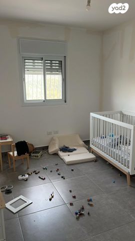 דירה, האחים, נווה שמיר רמת בית שמש ה-1, בית שמש