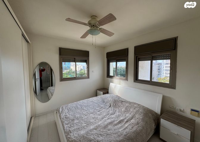 דירה, ידע עם, חרוזים, רמת גן