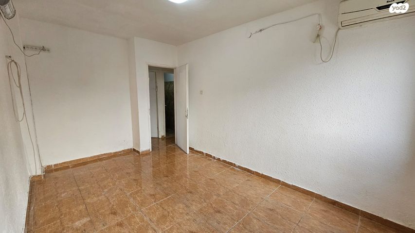 דירה, נחלת אשר, גבעת שרה, נהריה