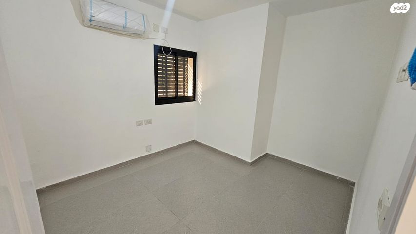 דירת גן, רבי עקיבא, גבעת כצנלסון, נהריה