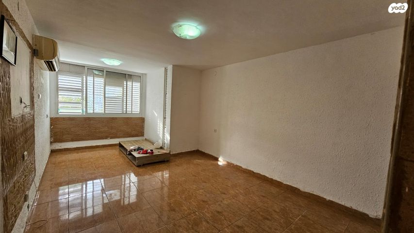 דירה, נחלת אשר, גבעת שרה, נהריה