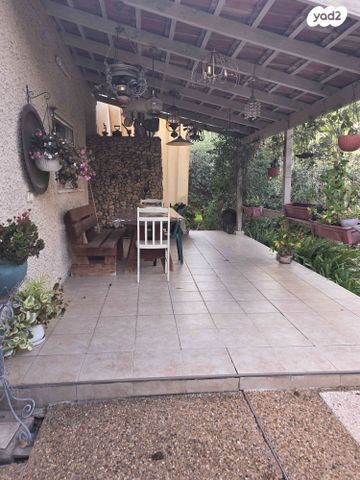 בית פרטי/ קוטג', פרדס חנה כרכור