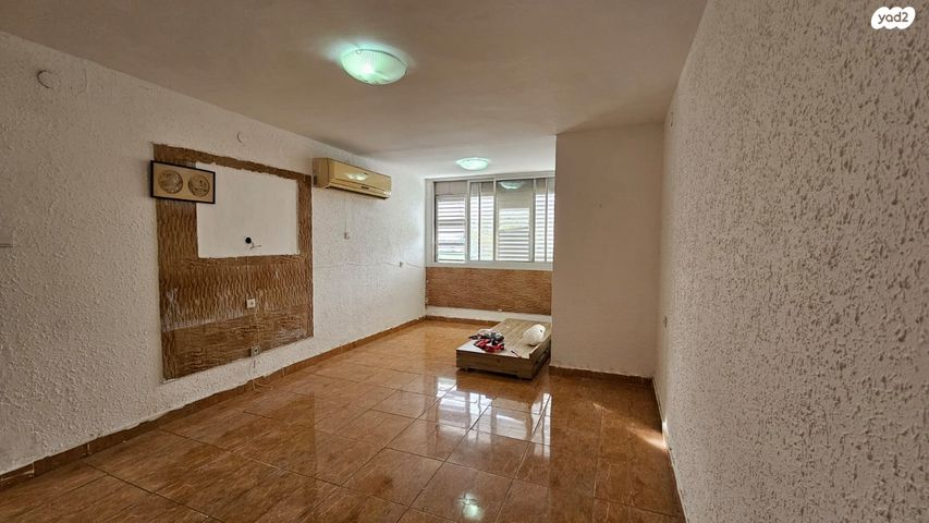 דירה, נחלת אשר, גבעת שרה, נהריה