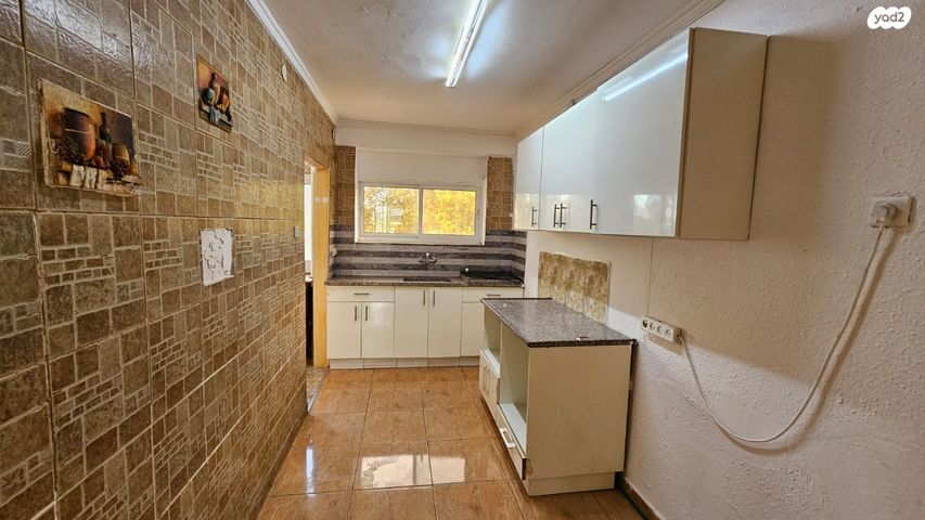 דירה, נחלת אשר, גבעת שרה, נהריה