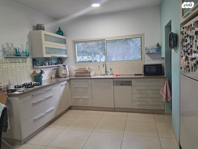 בית פרטי/ קוטג', פרדס חנה כרכור