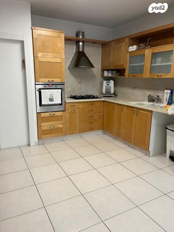 דירה, מעגל השלום, קרית חתני פרס נובל, ראשון לציון