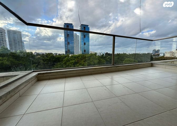 דירה, ידע עם, חרוזים, רמת גן