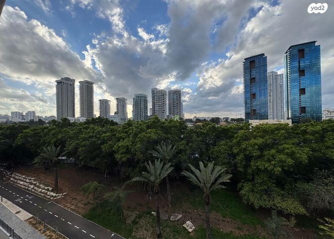 דירה, ידע עם, חרוזים, רמת גן