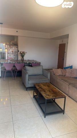 דירה, אבן חן, נווה ים, ראשון לציון