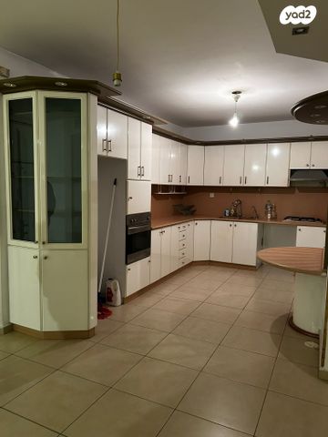 דירה, הרצל, ארלוזורוב, כפר סבא