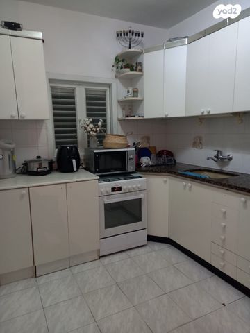 דירה, הלפר, הגבול רוטשילד, בת ים